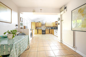 Photo 13- click for photo gallery